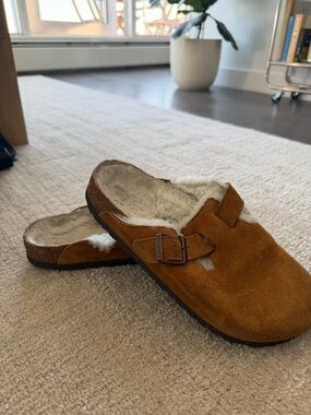 Birkenstock Suede Shearling Clog in Cognac